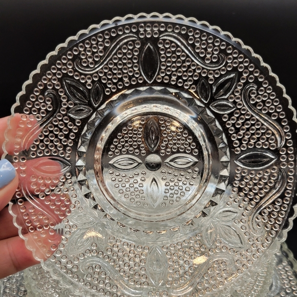 Set of Vintage Depression Clear Glass Dessert Plate Qty 3, and Saucers. QTY 4. - Picture 5 of 10